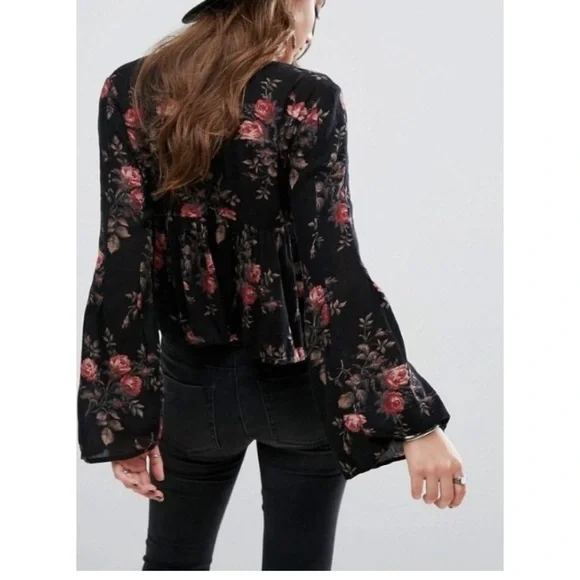 Ralph Lauren Denim & Supply Floral V Neck Ruffle Bell Sleeve Top - Picture 3 of 9